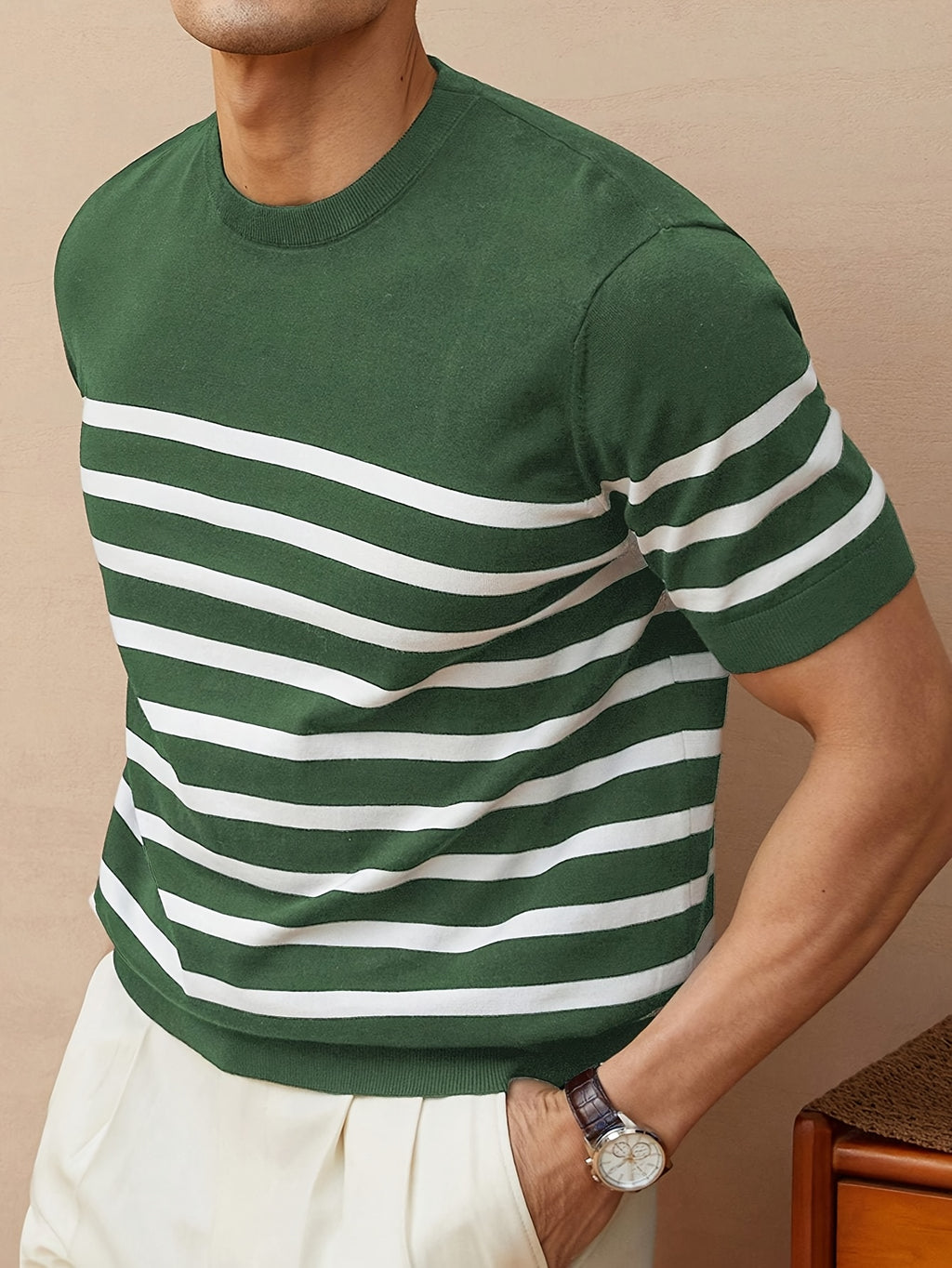 Pull homme à rayures - Manches courtes décontracté, col rond, rayures horizontales noir et blanc, tissu léger et respirant, coupe régulière pour printemps-été, tricot élastique