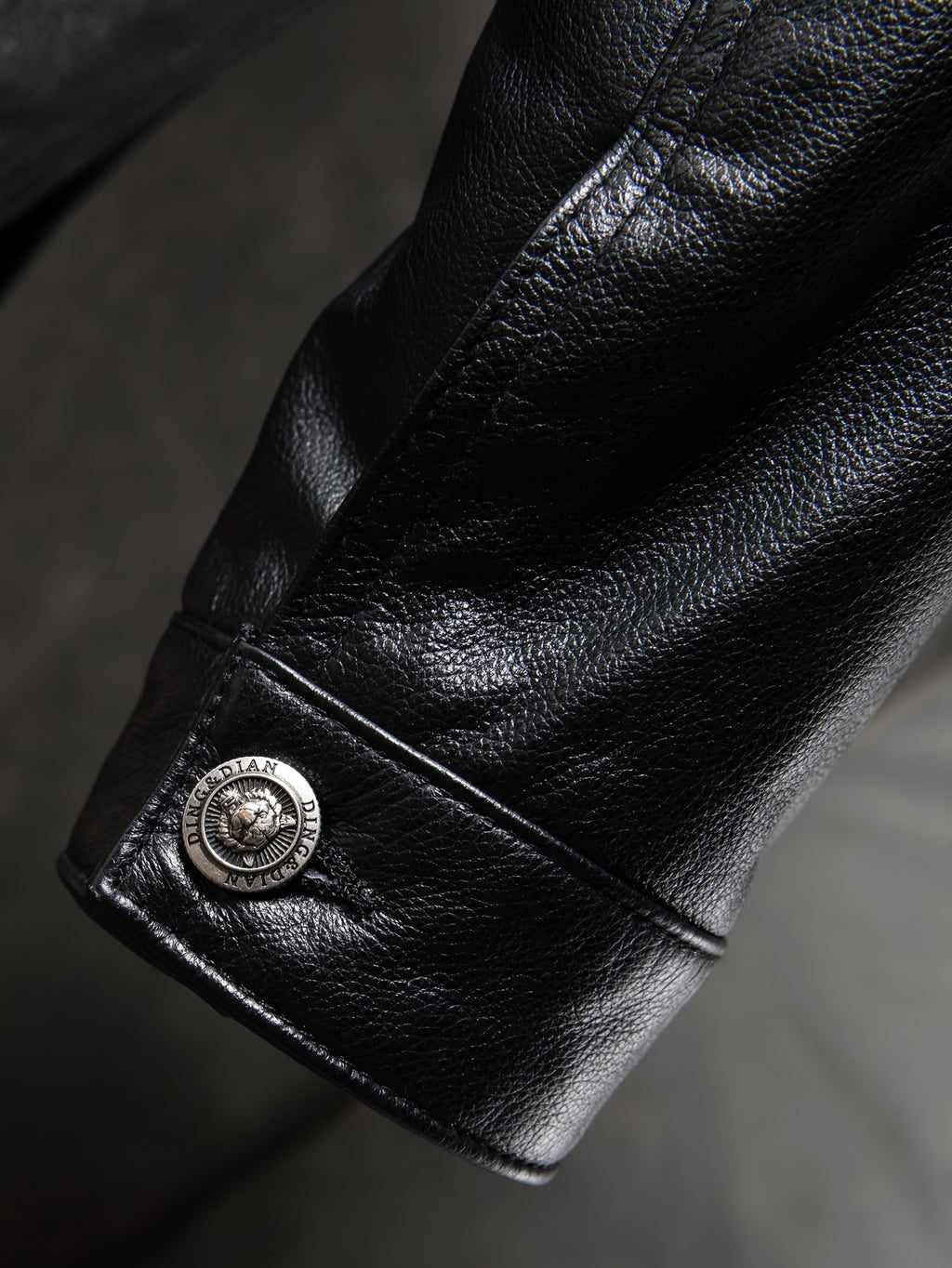 Men's Slim-Fit Jacket - Stylish Short Moto Coat with Pockets, Button-Up Front, Long Sleeves, and Glossy Finish for Casual or Streetwear, Motorcycle Jacket