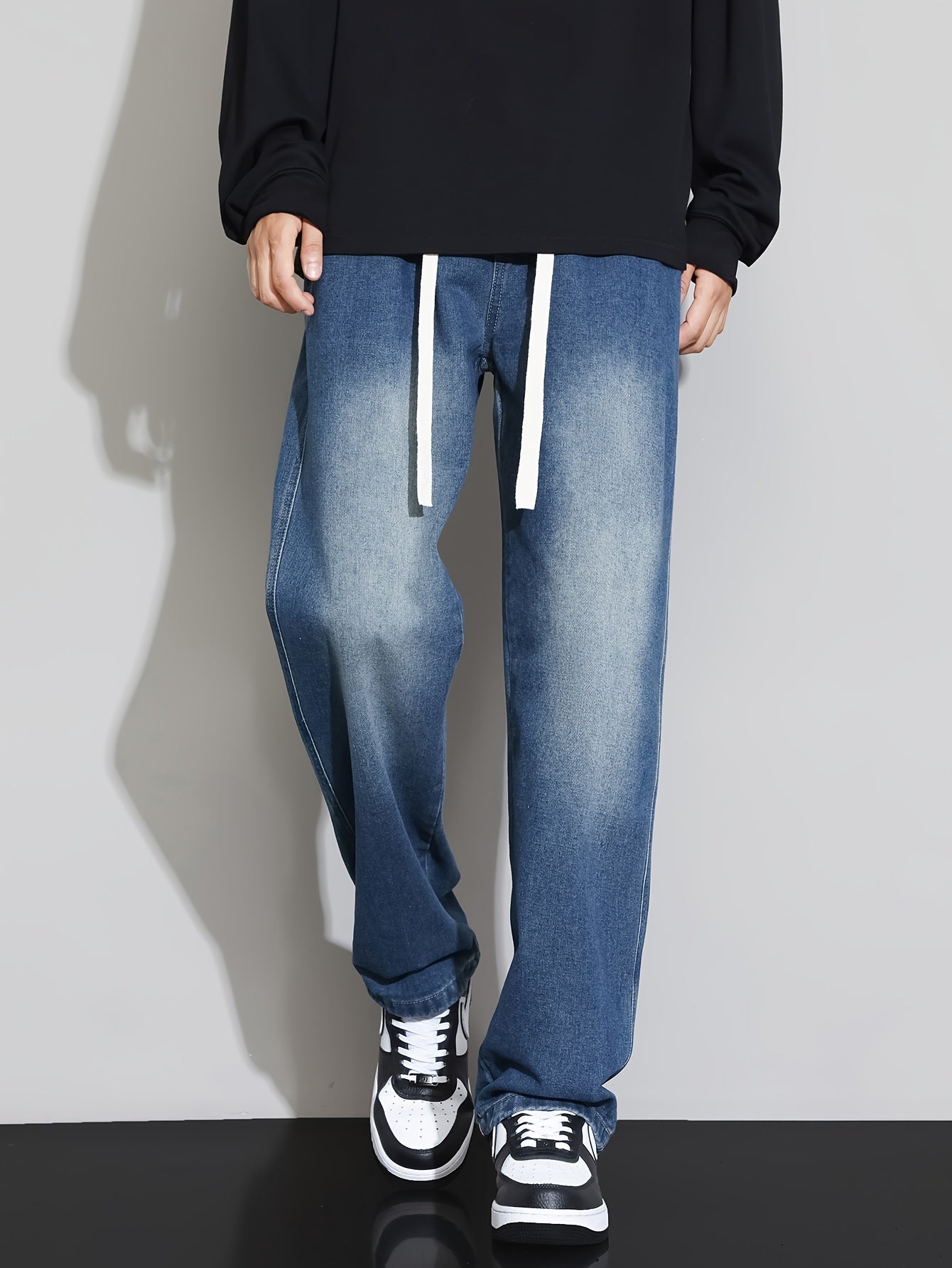 Men's Relaxed Fit Straight-Leg Jeans with Elastic Waistband - Casual & Trendy Denim Pants for All Seasons, Black Cotton Blend, Adjustable Drawstrings, Loose Fit for Casual Attire