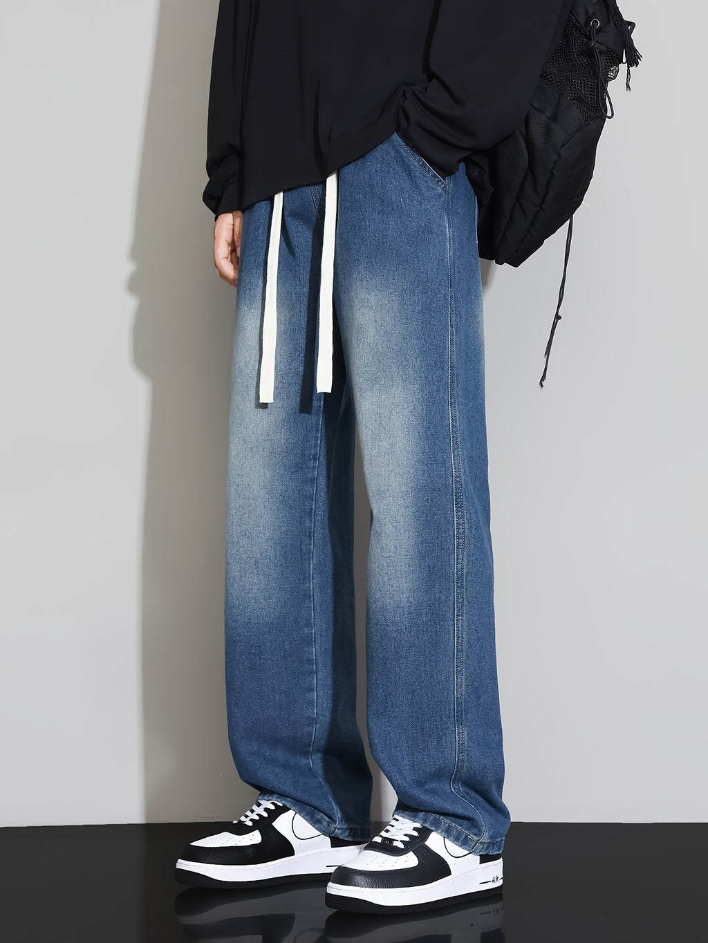 Men's Relaxed Fit Straight-Leg Jeans with Elastic Waistband - Casual & Trendy Denim Pants for All Seasons, Black Cotton Blend, Adjustable Drawstrings, Loose Fit for Casual Attire
