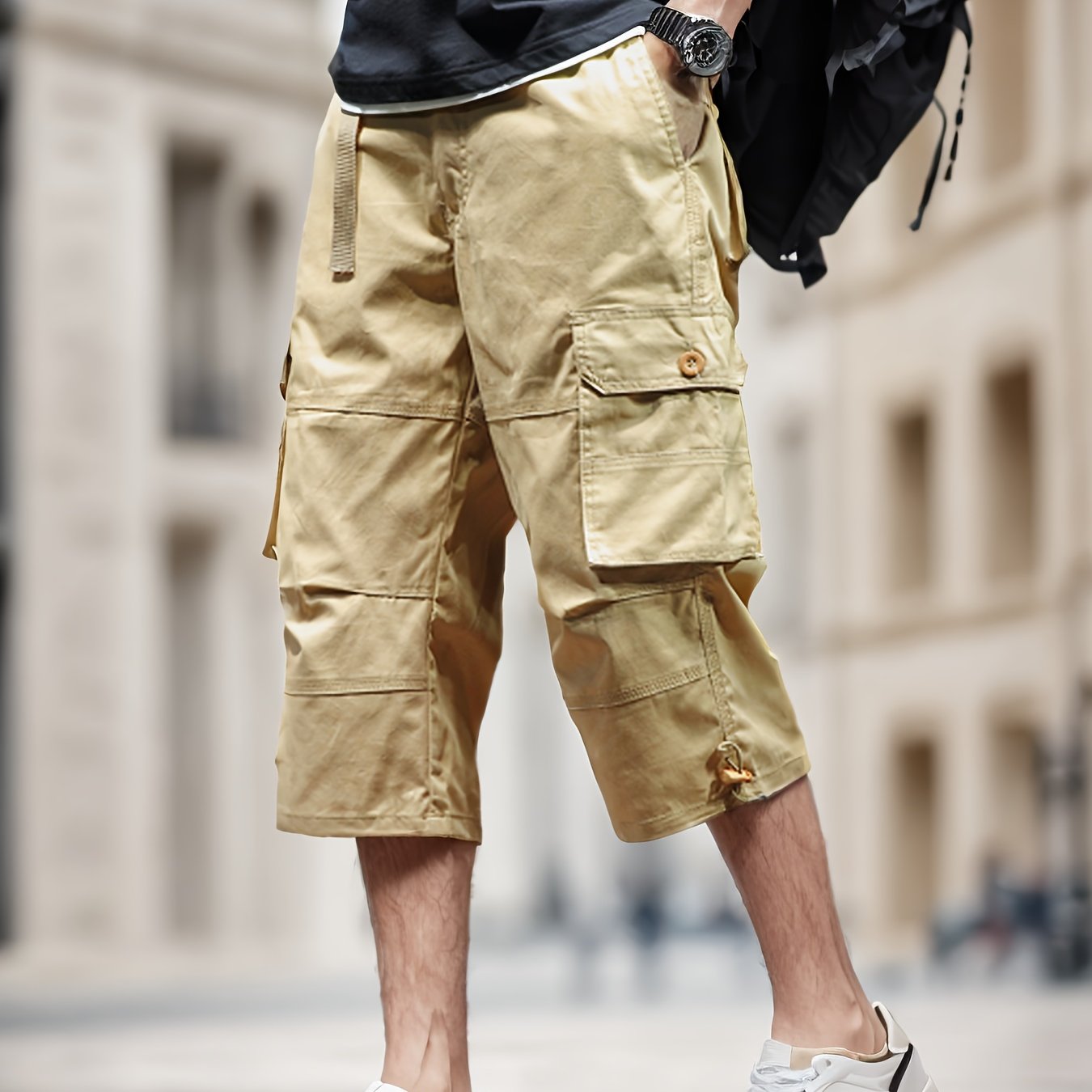 Men'S Outdoor Casual Cargo Shorts with Multiple Pockets, Knee-Length, Featuring an Elastic Waistband And Button Closure, Suitable for Outdoor Adventures, Fishing, Hiking, And Various Outdoor Activities.